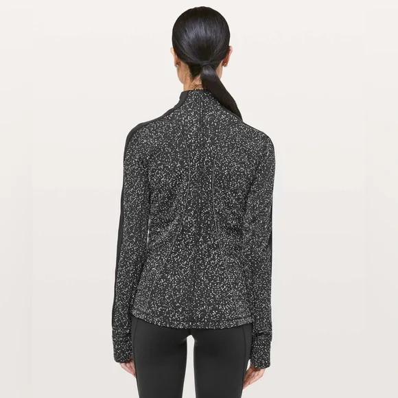 Lululemon Run Briskly 1/2 Zip Magnetized Jacquard Black White / Black | Size 4 - Picture 2 of 10